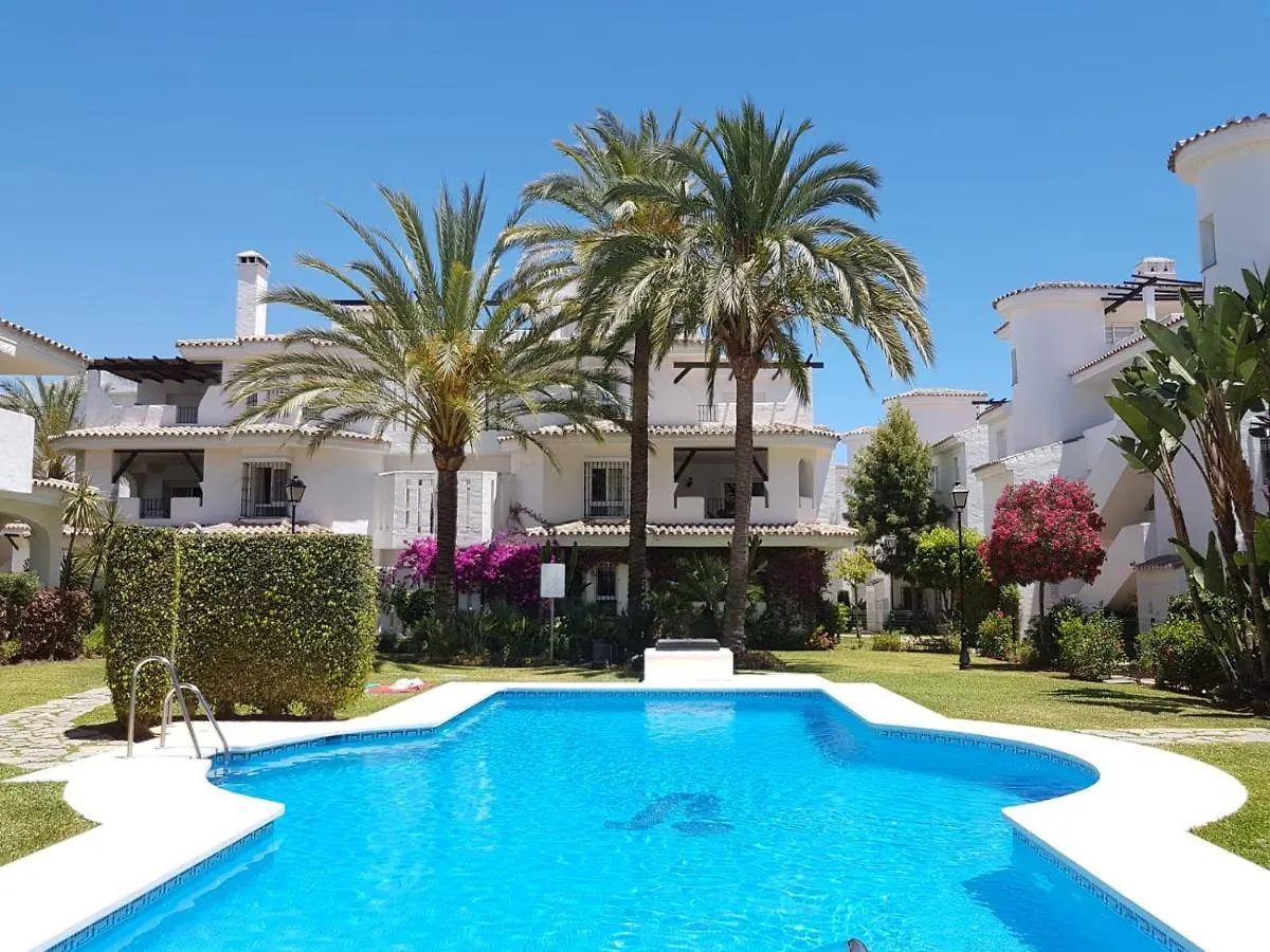 Los Naranjos Close To Puerto Banus Marbella 0*,  Spain