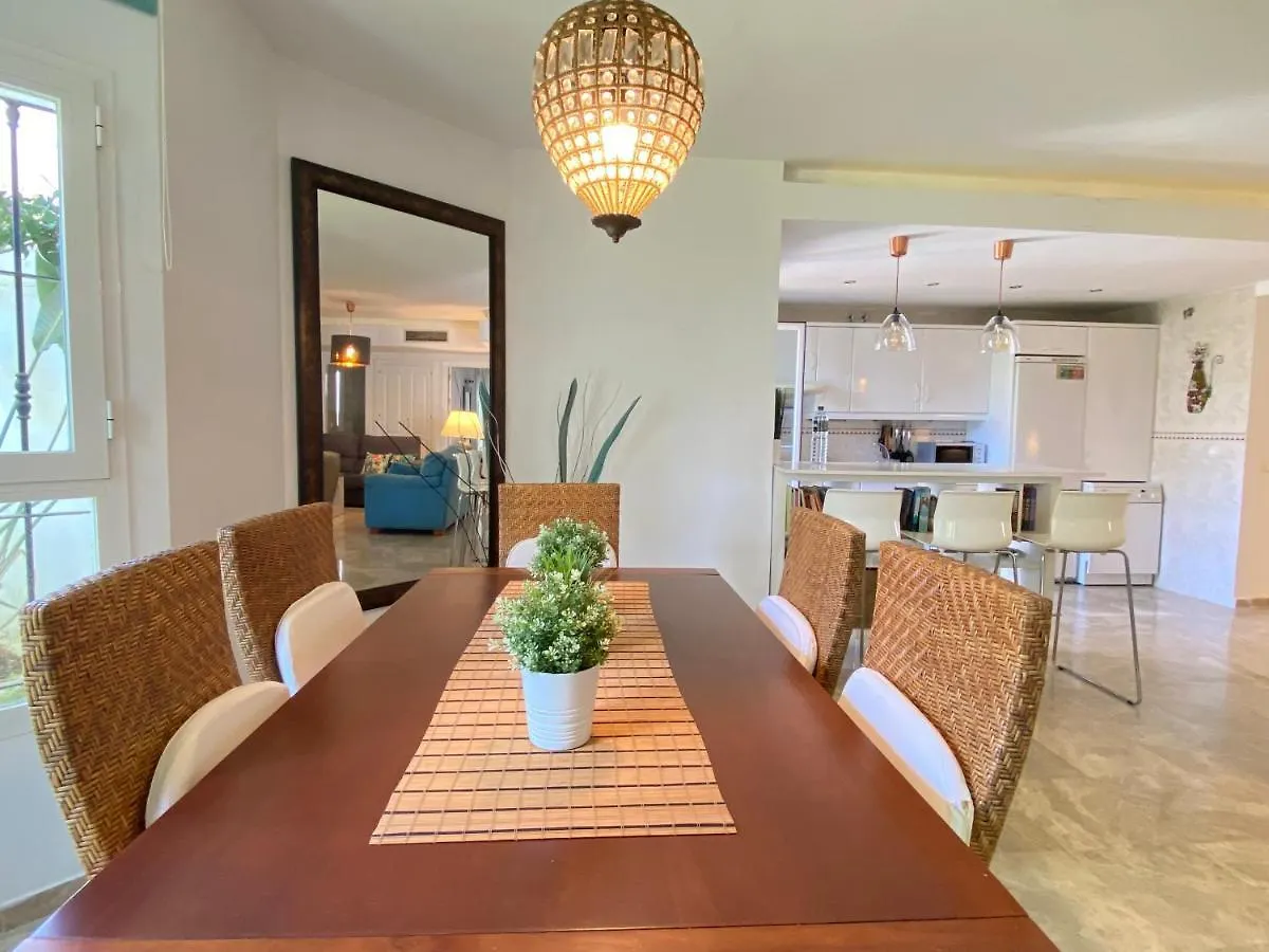 Los Naranjos Close To Puerto Banus Marbella Spain