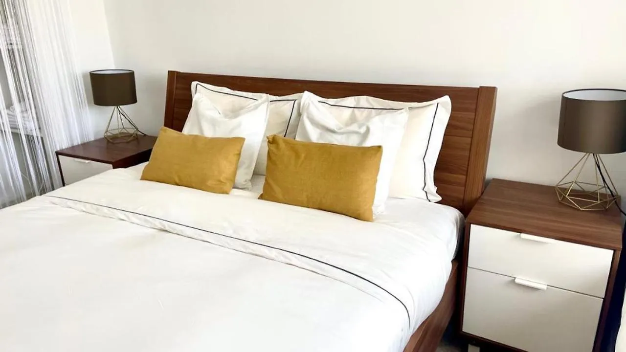Los Naranjos Close To Puerto Banus Marbella Apartment