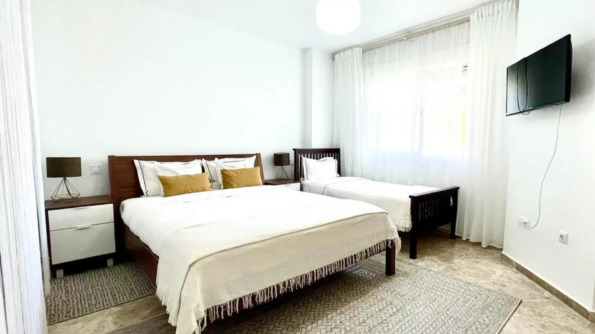 Apartment Los Naranjos Close To Puerto Banus Marbella