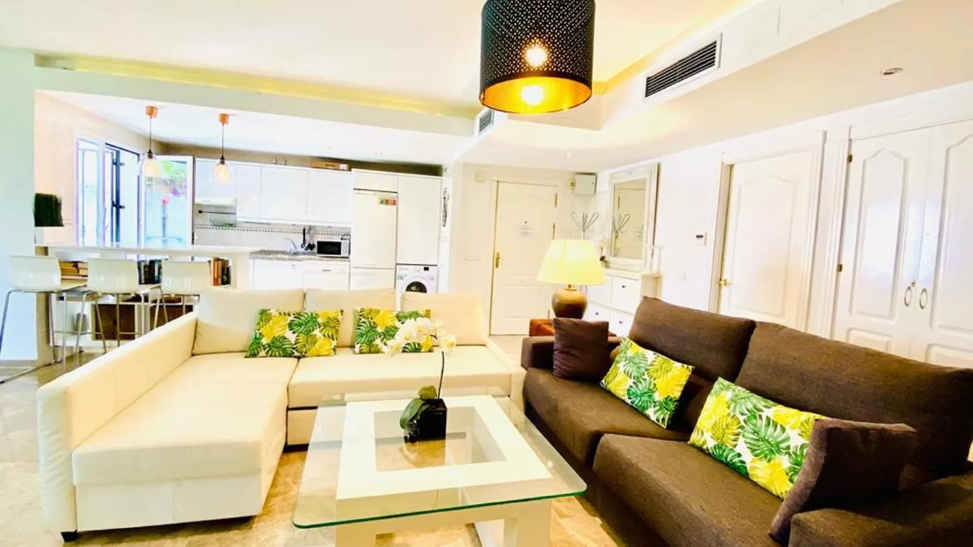 Los Naranjos Close To Puerto Banus Marbella Spain