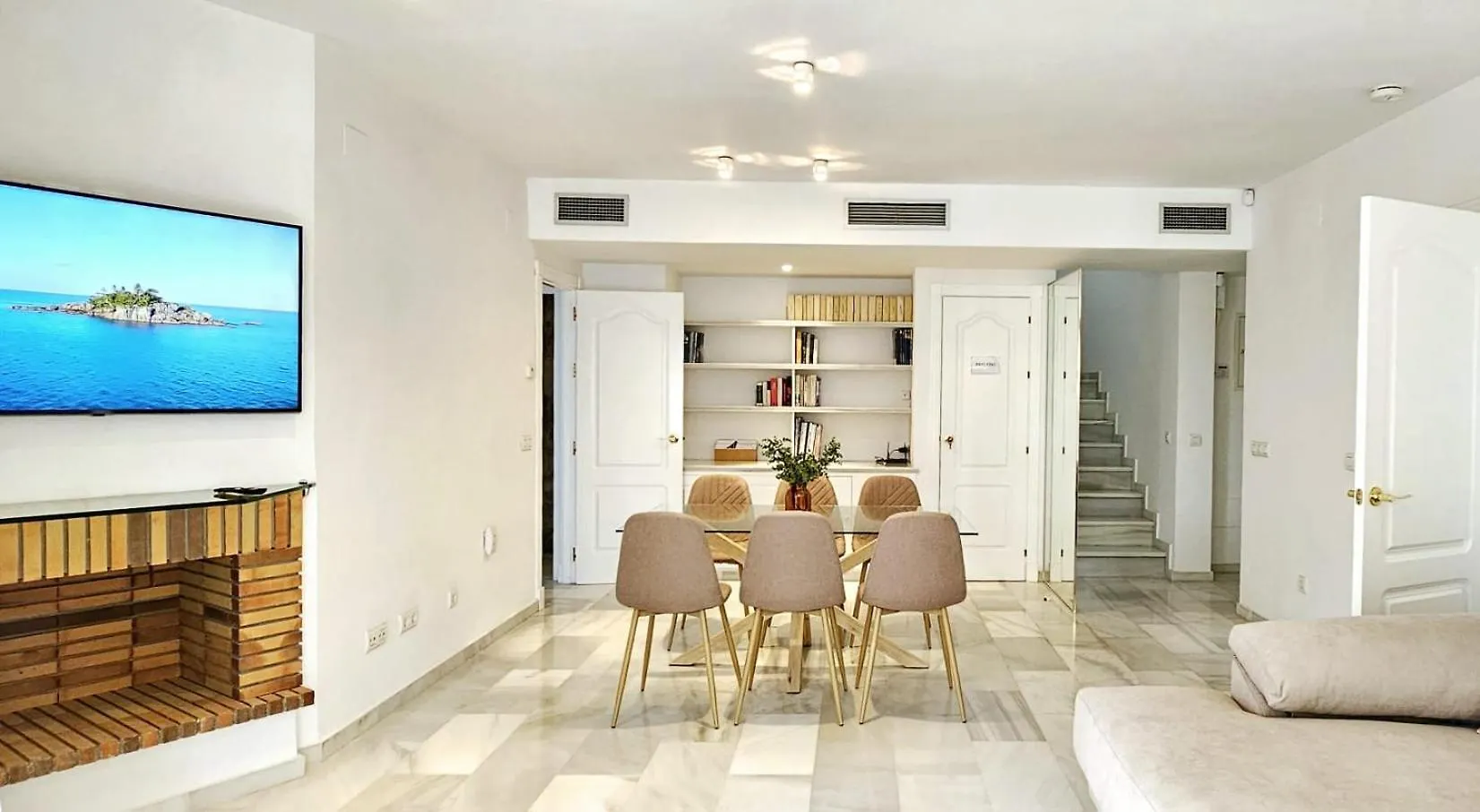 Apartment Los Naranjos Close To Puerto Banus Marbella