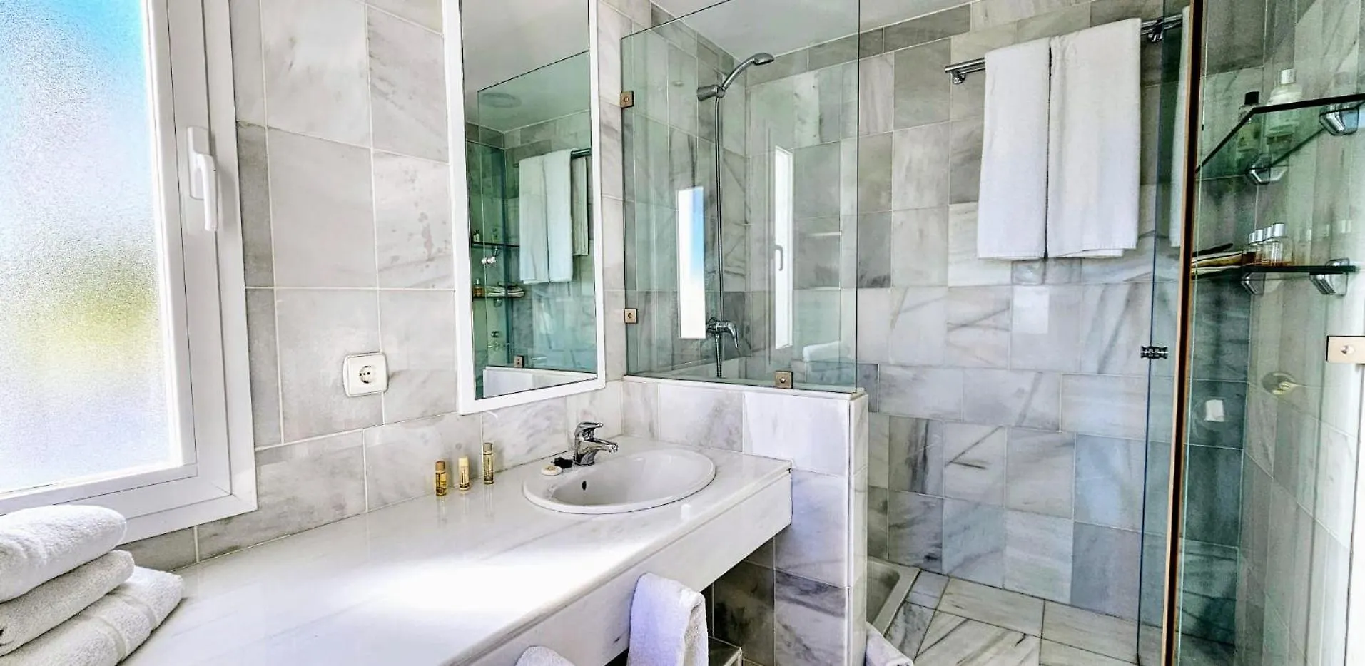Los Naranjos Close To Puerto Banus Marbella Apartment