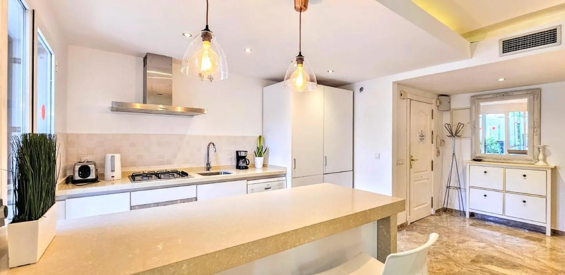 Los Naranjos Close To Puerto Banus Marbella Apartment